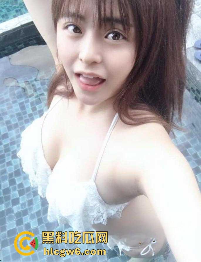 瓜友投稿，内蒙古巨乳反差少妇【颜苗苗】约炮情妇视频遭泄露，硕大的巨乳死死盯着你。-4