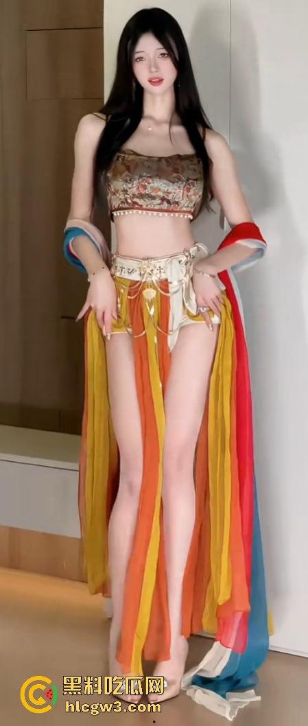 独家 快手女主播【猛洋洋】翻车!丝袜诱惑背后是重金交易,大哥线下约炮体验差被激怒,曝光骚鸡真面目-16