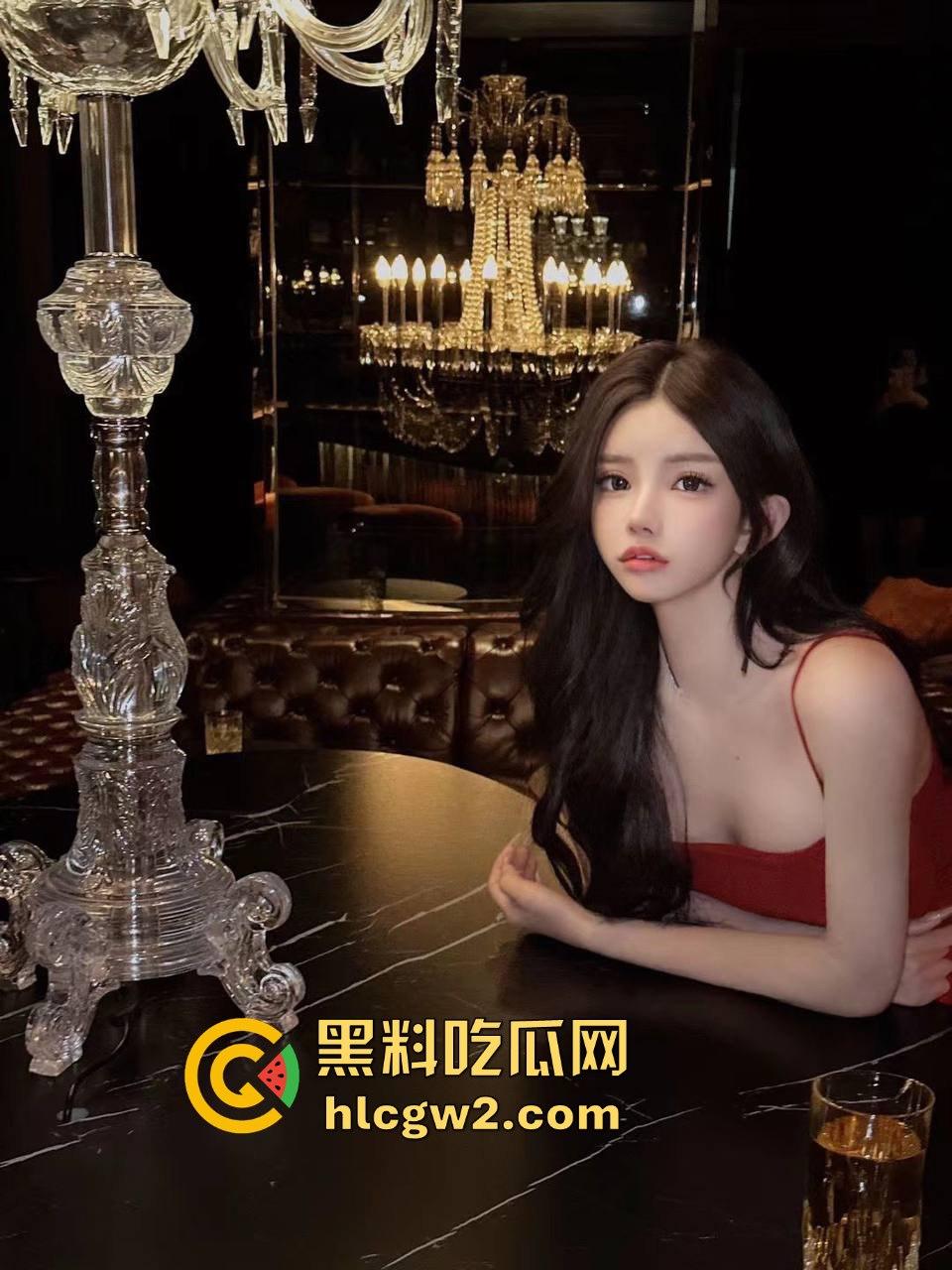 极品颜值女神『万欣雨』被爆操实录流出 私下竟是金主专属母狗，各种爆操配合销魂，穷人高攀不起的精盆！-2