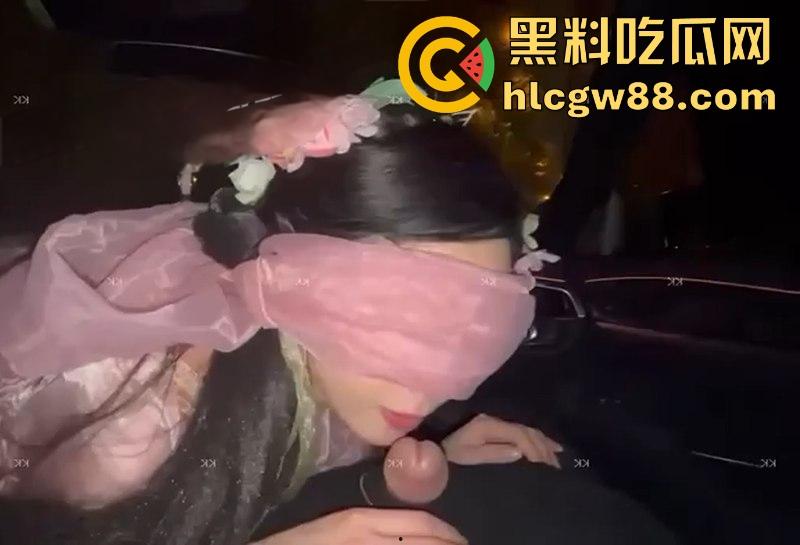 上海名媛【苏芮芮】高冷女神私下竟是金主专属肉便器，34D火辣身材跪爬求操，蜜穴被塞满！-5