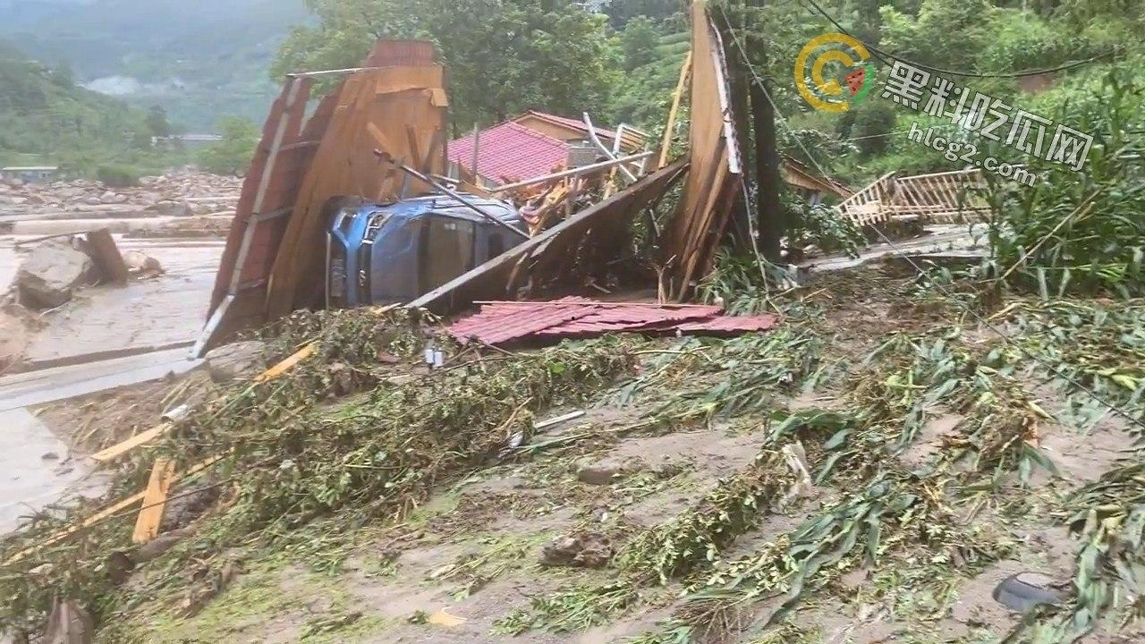 四川雅安汉源县暴雨肆虐：30余人失联，灾后现场触目惊心-8