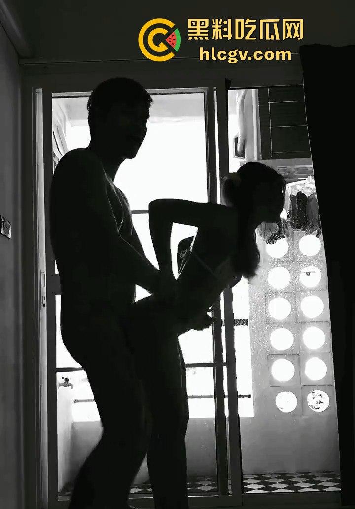 抖音网红开关灯变装骚操作之非常规抖音！美乳摇晃露乳撩人，灯光一暗一明，个个都让人上头！-13