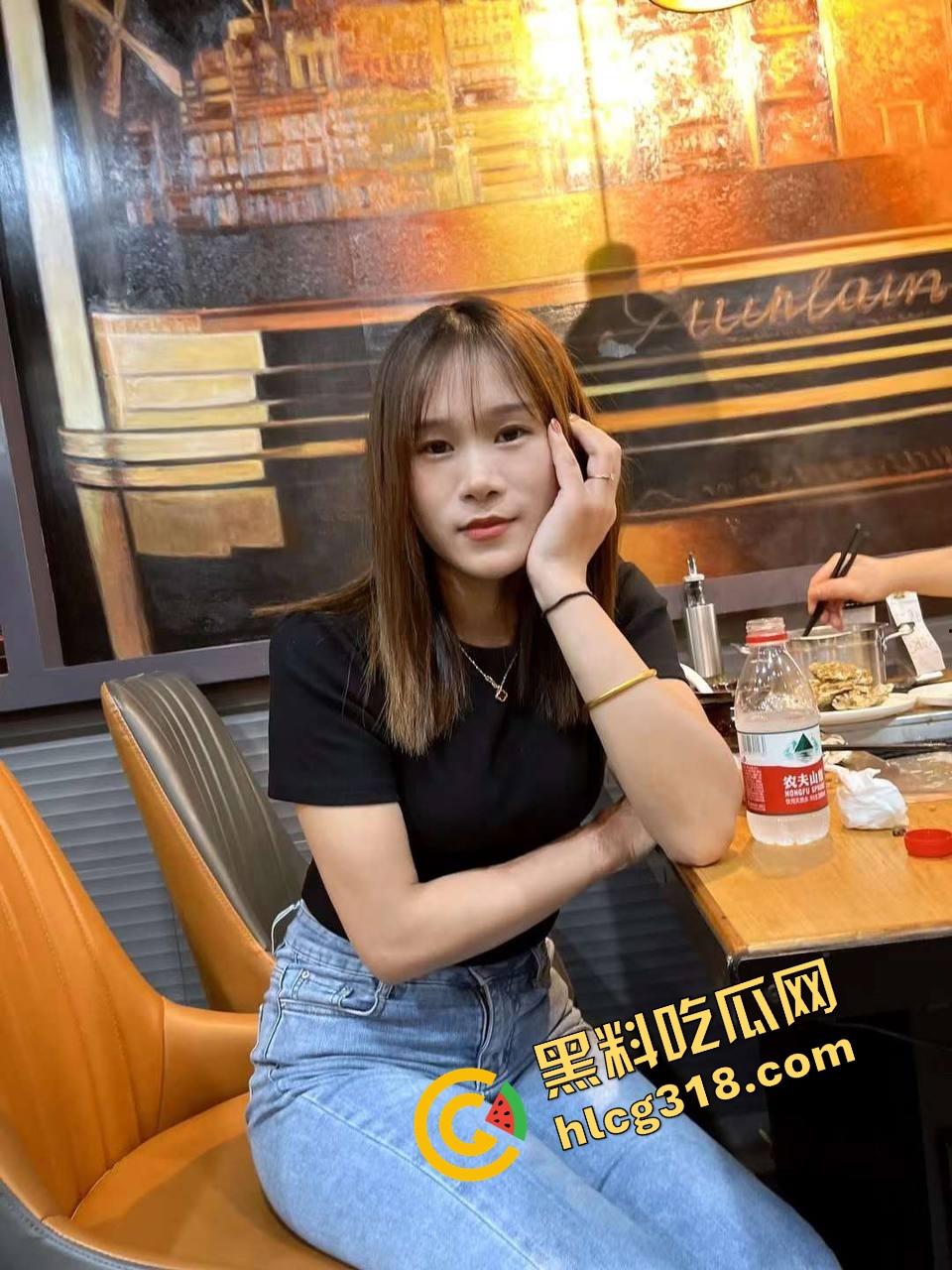 假鸡巴摄像头直击嫩穴深处，第一人称狂操白虎骚逼，窥阴器扒开照得一清二楚，骚汁淹到摄像头都起雾！-4