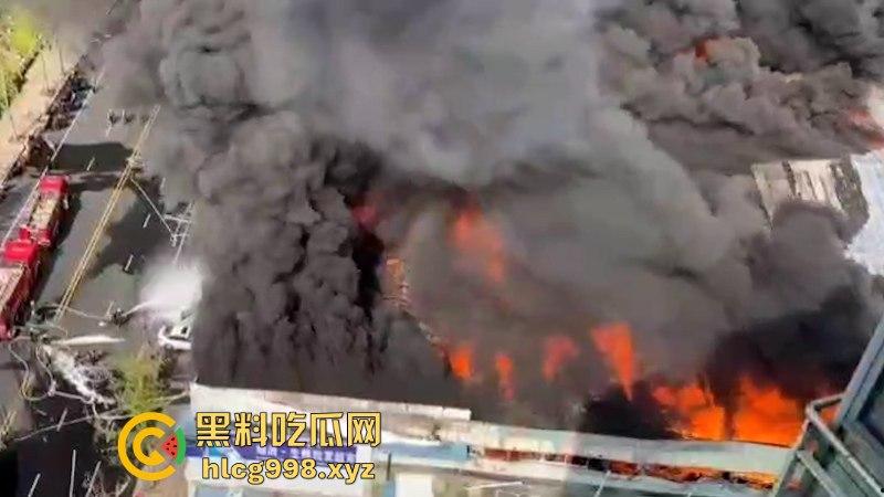 华阳红瓦二手家具市场突发大火 天干物燥成隐患导火索！-10