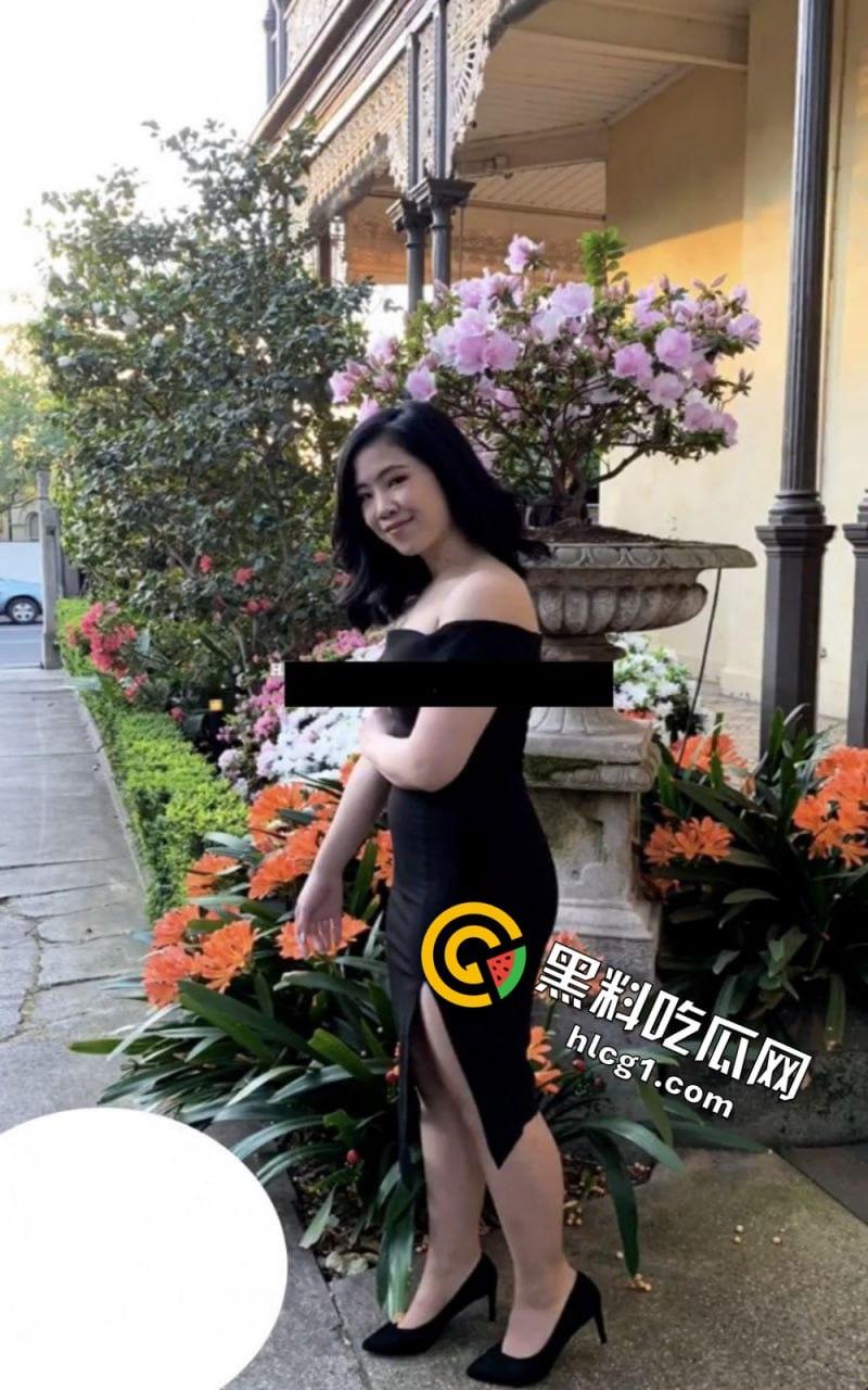 邻居熟妇趁老公出差邀我家中偷欢，贼爱吃我牛子，坐在身上疯狂摇臂，尝遍各种体位！-9