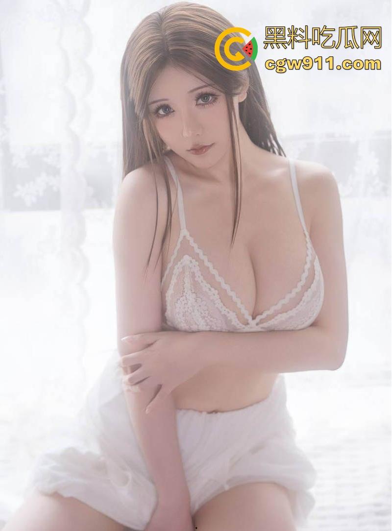 甜美巨乳福利姬【星之迟迟】最新写真花絮流出，大奶御姐风情万种，豪乳傲然搔首弄姿，每一帧都是精品！-6