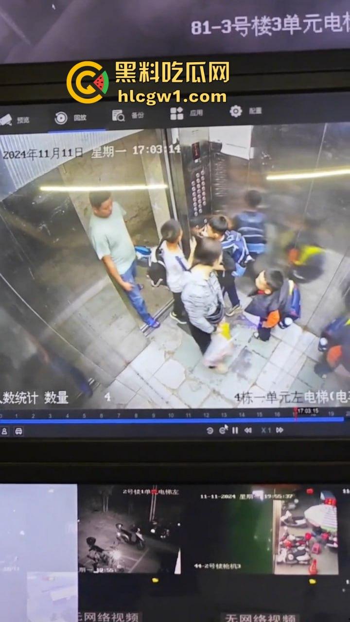 广西梧州平浪小区两个小屁孩半年电梯里撒尿，有娘生没娘教，家里是养牲口吗？-9