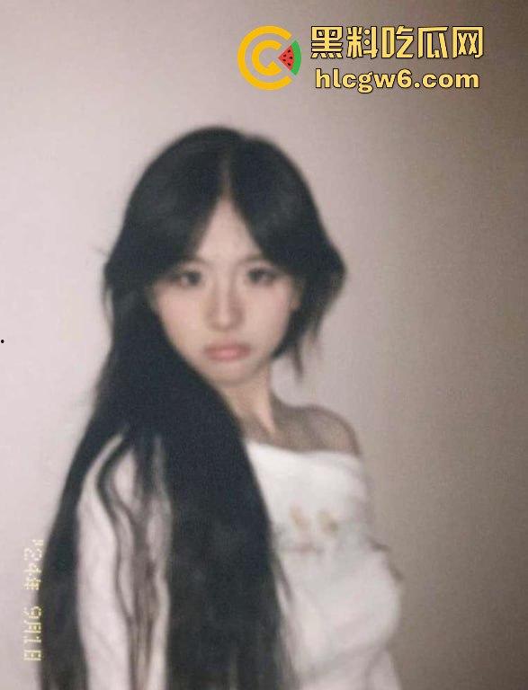 上海校花『 张瑜璇』卖身爆料，颜值天花板蜜桃臀辣到犯罪，颜值顶级推特线上开单，全程女上位坐到金主腿软！-1