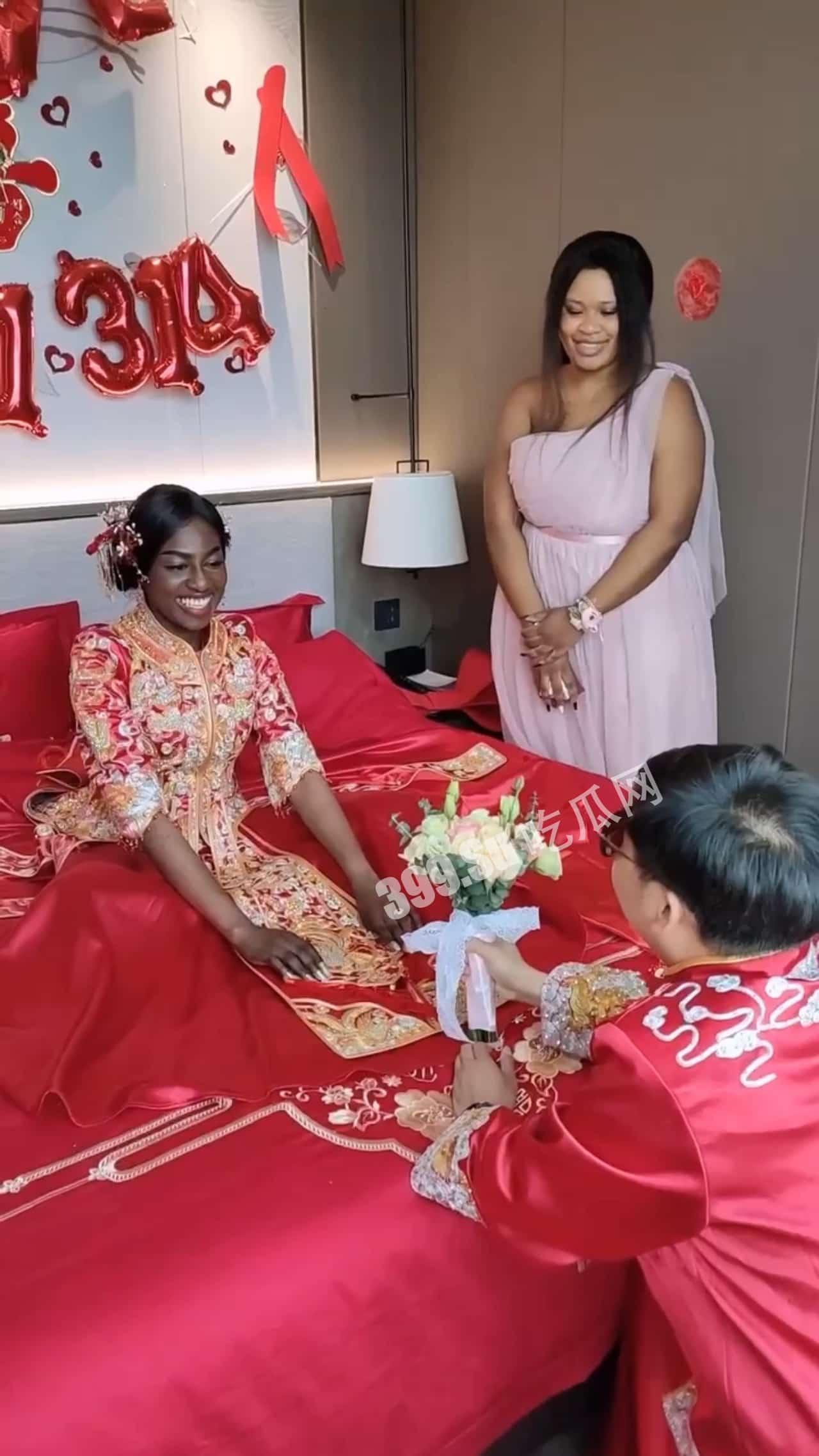 小个男迎娶黑妹  据说女方是科特迪瓦人🇨🇮女方家底十分有钱-2