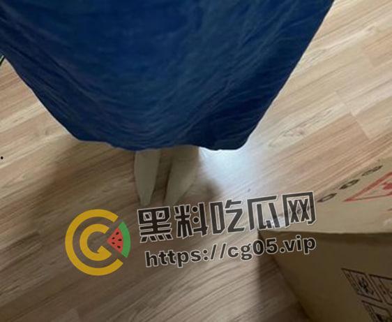 新时代裹脚女性！00后女生爱上裹脚 推特分享裹脚经历 把脚缠到骨折变形 吓人！-8