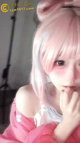 快手三角洲女主播【番茄酱耶】，榜一大哥打赏一个火箭，椅子翻转双脚乱蹬，当场失控骚逼喷汁，直播整活流量密码 ！-3