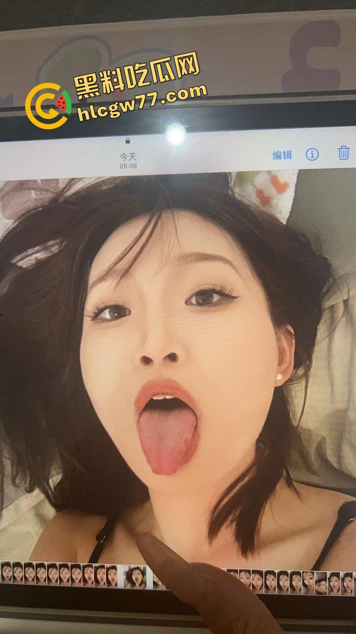 秦皇岛调教大神把JK学生妹从口交小白训成舔棒狂魔，一开始说不会含，结果舔着舔着求射嘴里！-15