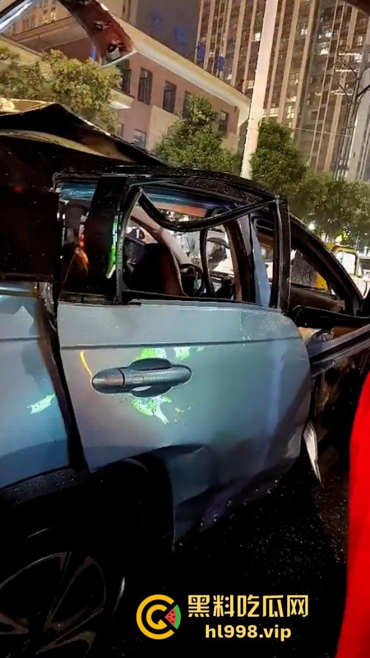 安全出行路在何方？出行安全面临新挑战 亳州桃花源西门新能源汽车爆炸！-4