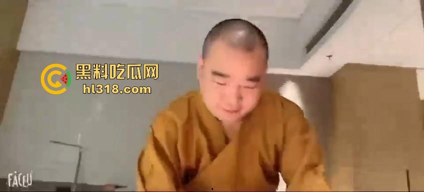 佛组佛渡天下，慈悲为怀，大师就拿下体给你开个光，保你以后出入通畅，细水长流，阿弥陀佛！-3