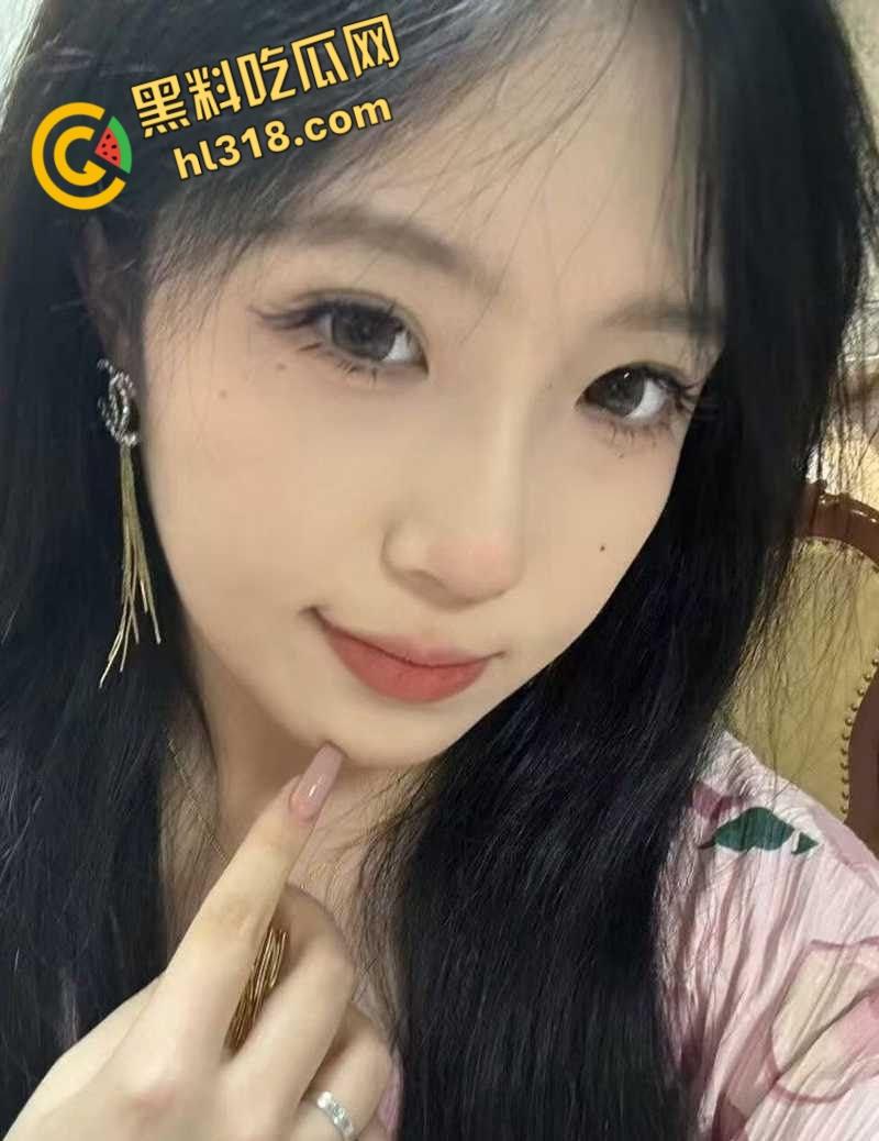 哈尔滨精神小妹【王相淼】，裸贷跑路反骗贷款公司，按摩器跳蛋双重自慰，竟爽到高潮抽搐不止！-3