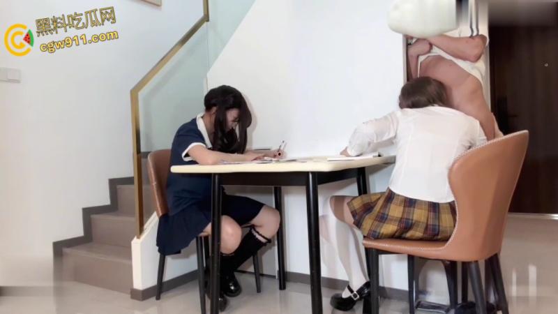 给成绩不好的妹妹不行功课，肉棒灌输知识，JK制服被调教玩弄，边写作业边后入，无套内射白虎嫩穴 ！-3