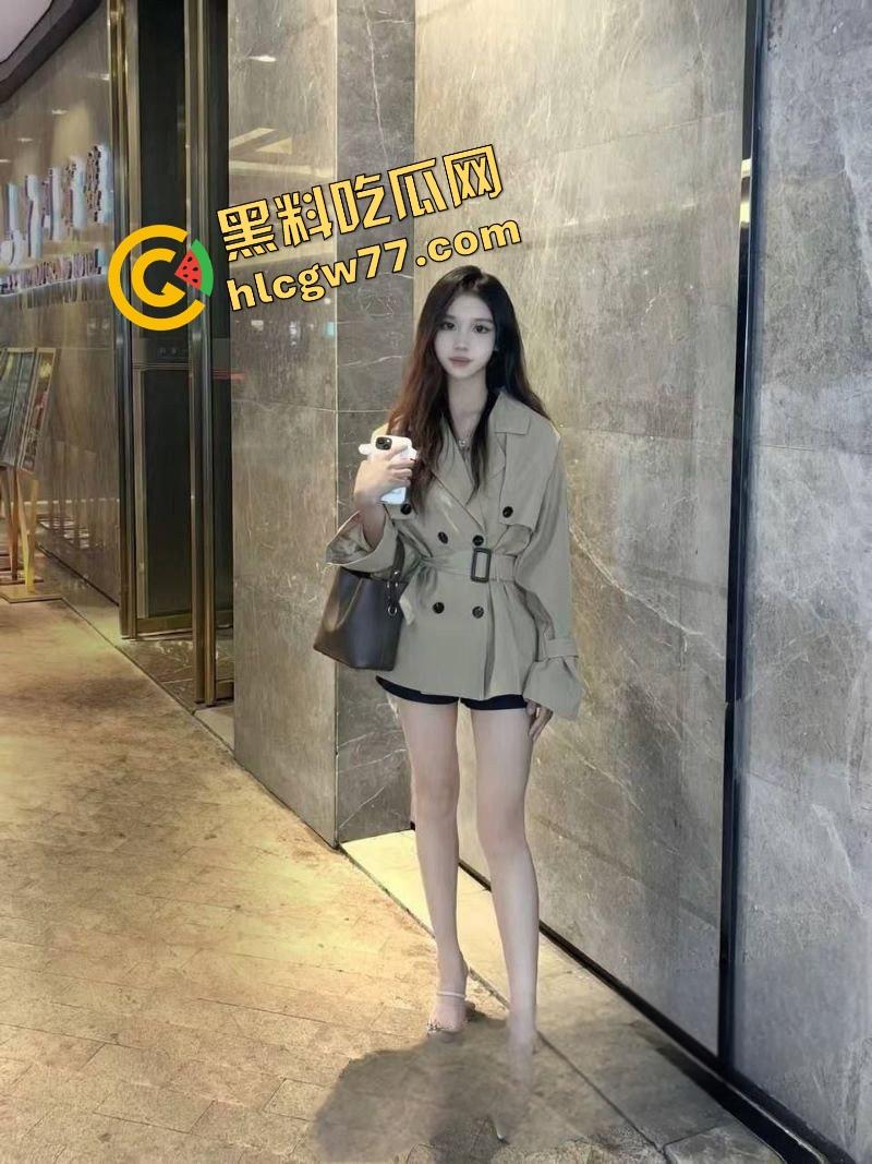 重庆尤物『蒯欣怡』性爱视频震撼流出，深喉口爆长腿嫩穴猛干，浪叫撕裂耳膜！-4