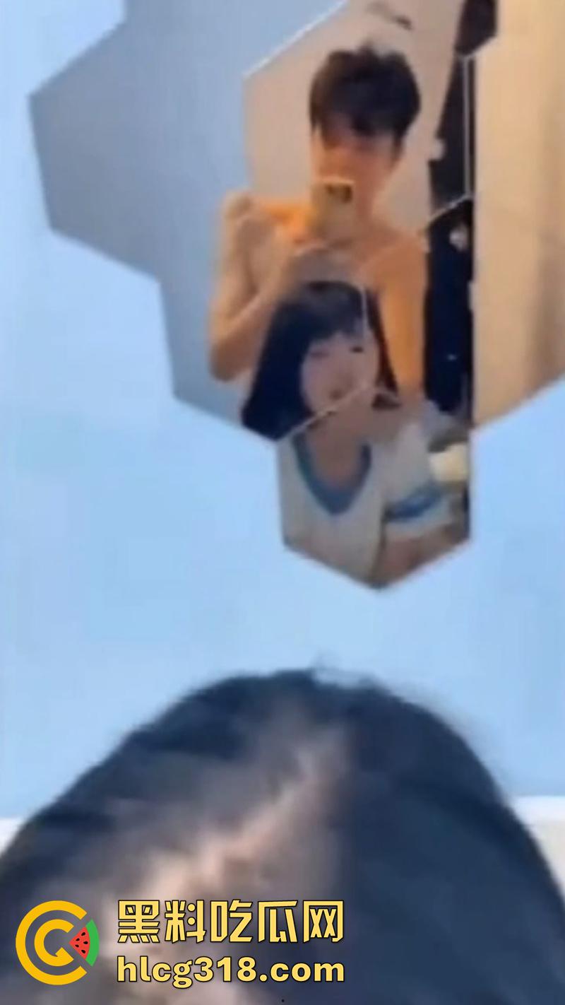 南京艺术学院蜜桃臀【胡雅婷】,外表清纯身材诱人,被疯狂后入蜜桃臀,淫叫声此起彼伏!-8