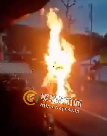 请叫我火男！ 职业 火系魔法师 看好了小伙子我只表演一次-3