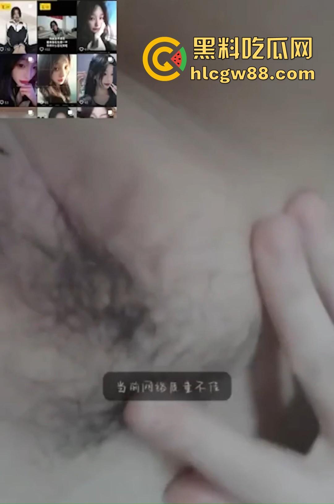 辽宁师范大学钢琴艺考生【刘小萌】高中时期裸聊视频被曝光 小小年纪就骚性大发的母狗 内容炸裂！-11