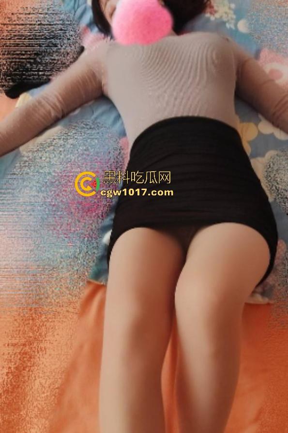 海角学生约老师出来高潮56次！名牌大学知识分子为人师表，嘴上拒绝却用眼神勾引，从此之后学习成绩蹭蹭上涨！-2