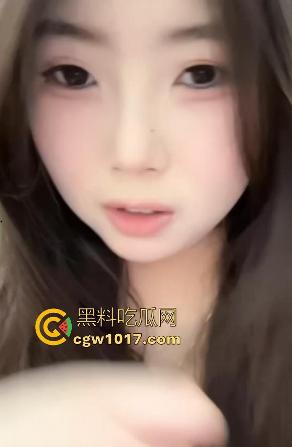 湖南师范大学微胖学姐【张星语】裸聊视频曝光，甜美脸蛋逆天豪乳白嫩诱人，纤手扣穴自慰白浆流淌！-2