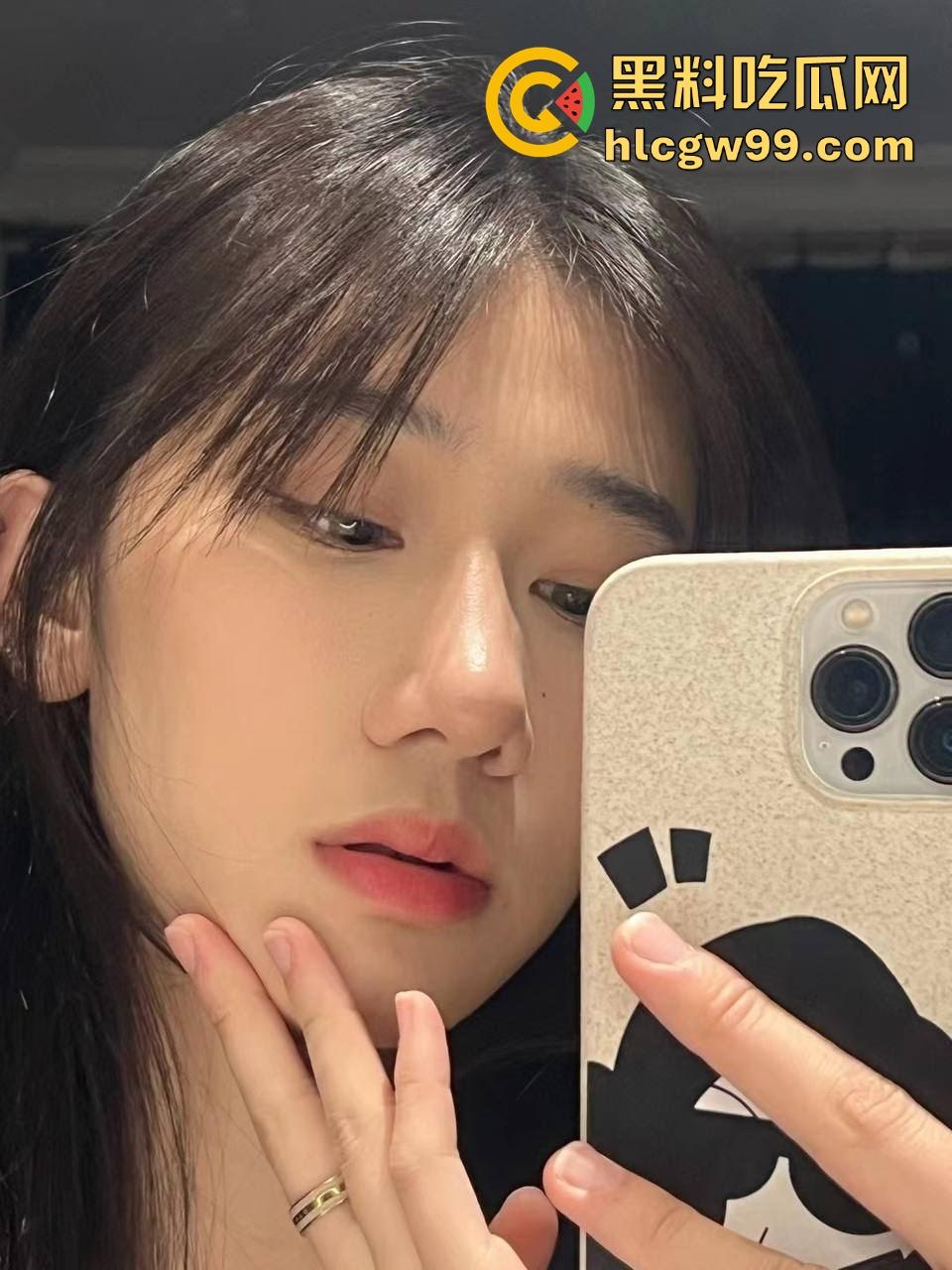 湖北民族舞蹈骚贱学生【顾御婷】极致反差到处酒店约炮,蒙眼激情做爱操逼淫荡神情!独家曝光!-4