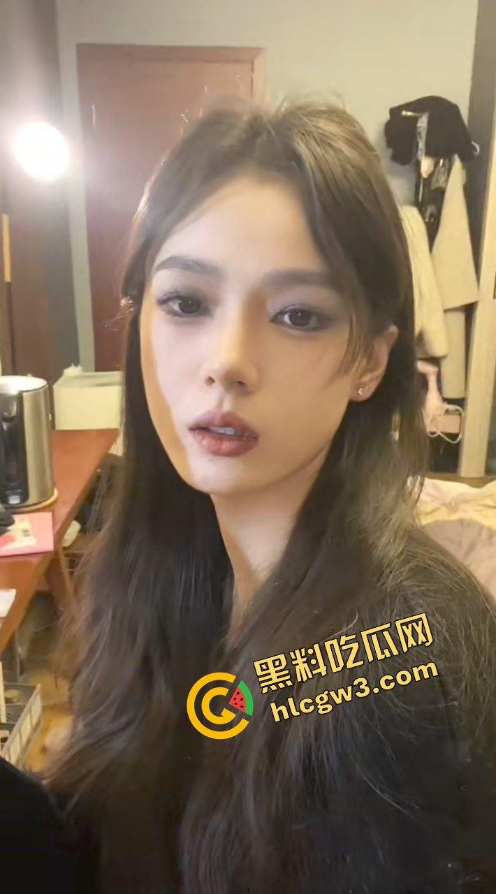 抖音极品御姐高级脸反差网红『贝西正』私下与榜上大哥开房猛怼！淫荡神情恍惚欠操！独家首创曝光！-2