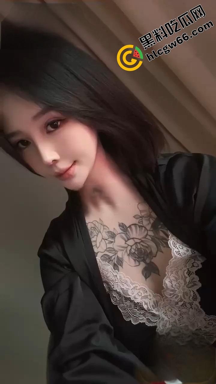 武汉王者女神【毛安琪】线下成鸡,王者上分换操一炮1500,小穴蹭几下就流水,果然游戏打得骚逼也松!-8