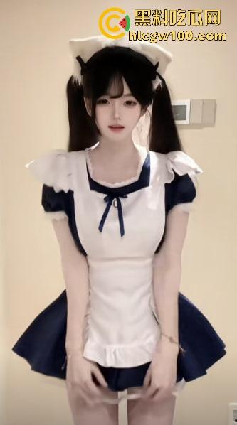 抖音擦边女网红疯狂【星cheese】私生活曝光，生活淫乱打胎怀孕，黑丝无套浪叫怀孕打胎还敢骗大哥刷钱！-18