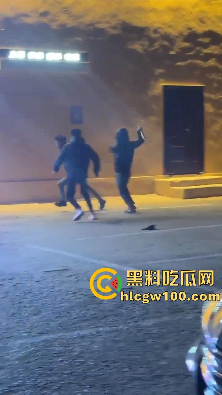 山东泰安，小伙下手没轻重，把人当作畜生打！棒球棍梆梆一顿凿，估计凶多吉少了-2