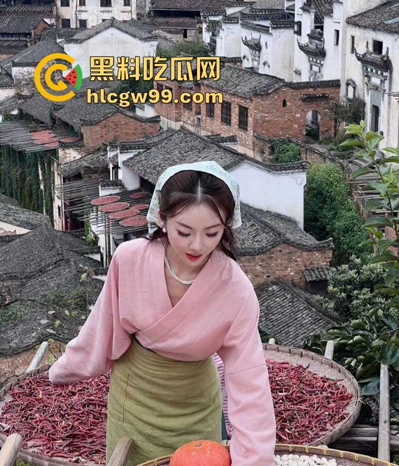 山东潍坊少妇快手网红【郑丹丹的丹】情人节约炮视频流出，姨妈期都要干，还不许炮友录像！-18