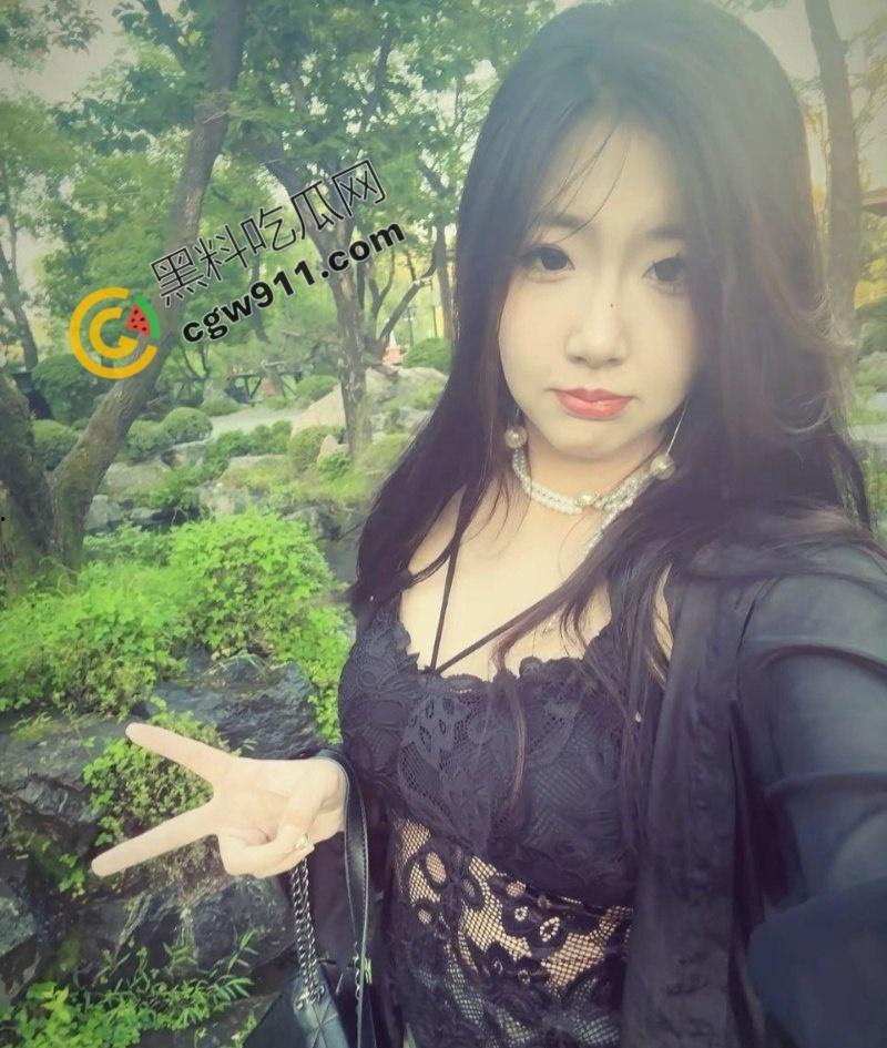 山西临汾【徐淼淼】与男友中秋夜酒店狂欢：对镜自拍巨乳翘臀迎接猛烈插入，痛快淫叫尽情享受。-3