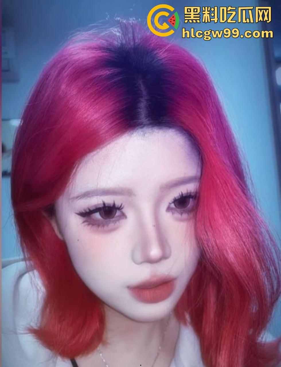 抖音网红【小律鸡爪大王ovo】游戏陪玩变陪裸聊，只要钱到位，没有什么是不可能的！-5