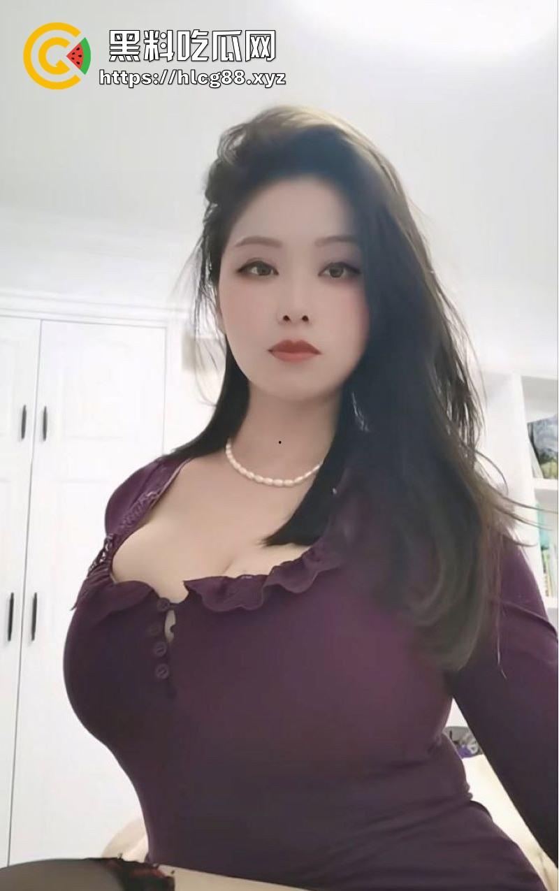 抖音网红少妇【肉肉老师】福利视频流出 体态风骚韵味十足 巨乳肥臀极具诱惑！-2