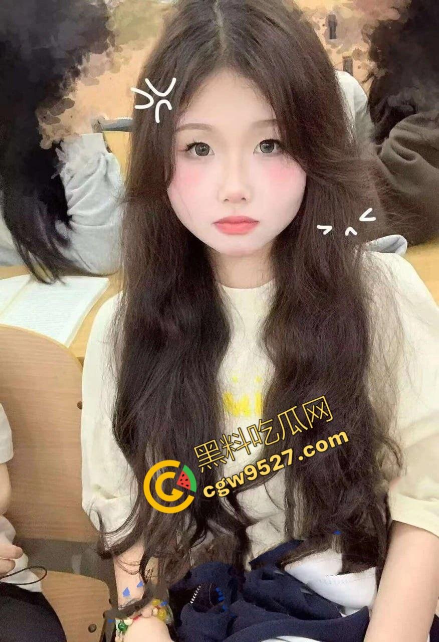 湖北大学生梁玉莉专修性爱学，床技高超让金主欲罢不能，巨乳肥臀淫水超多，妥妥的吸精神器-1