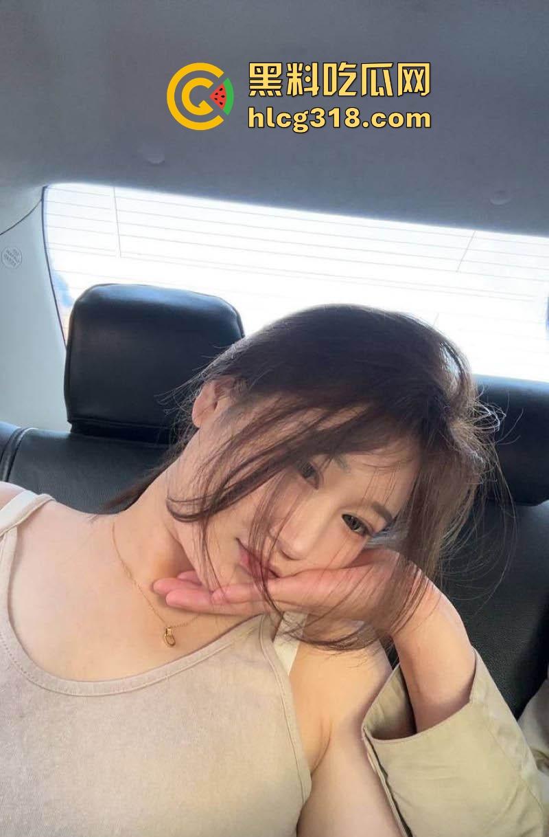 约炮湖南24岁微胖大学生，完美露脸深喉吞吐，干起来真带劲，大奶让人爱不释手！-1