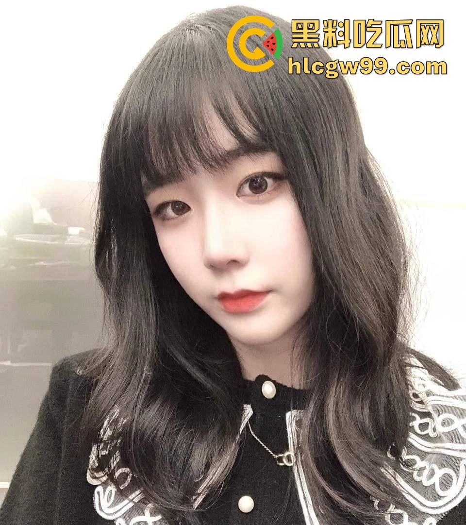 南京财经大二学妹【叶婷鑫】被渣男灌醉操翻天，强行口交内射视频曝光，这清纯妹子咋这么惨？-2