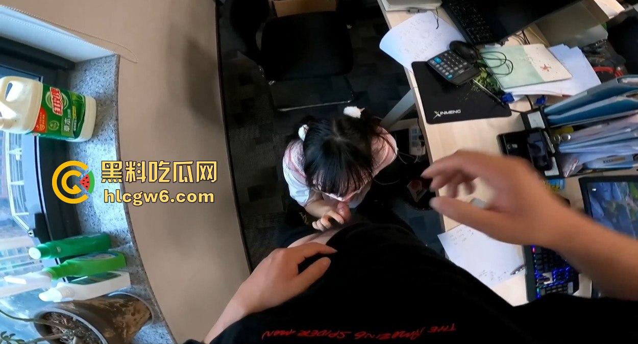 金钱才是男人的终极武器 宁波土豪砸下04年双马尾JK洛丽塔『周余』，天桥下车震蒸桑房后入办公室内射全活解锁！-12