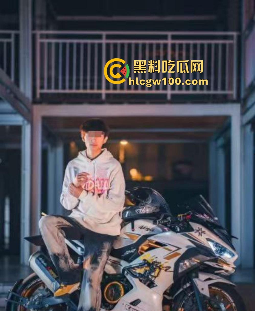 机车圈小白脸【吴致远】被锤翻，软饭吃到女友家里，出轨视频+聊天记录曝光，脚踏N船的骚操作终极拉胯！-7