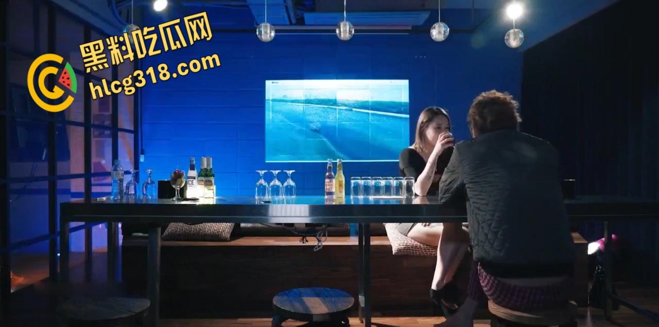 韩国三级《新妈妈的目的》家庭伦理爽片，漂亮美熙挤进豪门，却被儿子盯上，来看这性福的一家人 !-5