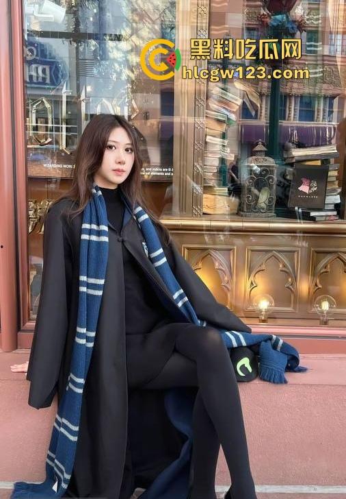 抖音同城约炮【Evelynnn_】翘臀大奶迷人 首次约炮主动上位 自己摇晃抽插 大屁股真诱惑啊!-15