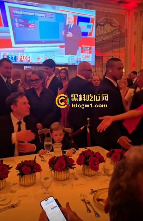 俄罗斯国营电视台爆梅拉尼娅大尺度照，新总统『特朗普』的娇妻黑历史辣眼睛！战斗民族全程不带怕！-16