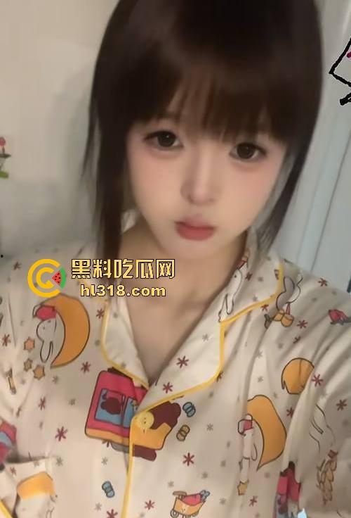 精神小伙把抖音当91发，毛长都还没长齐的年纪，却玩得玩这么嗨，实名表示羡慕啊！-4