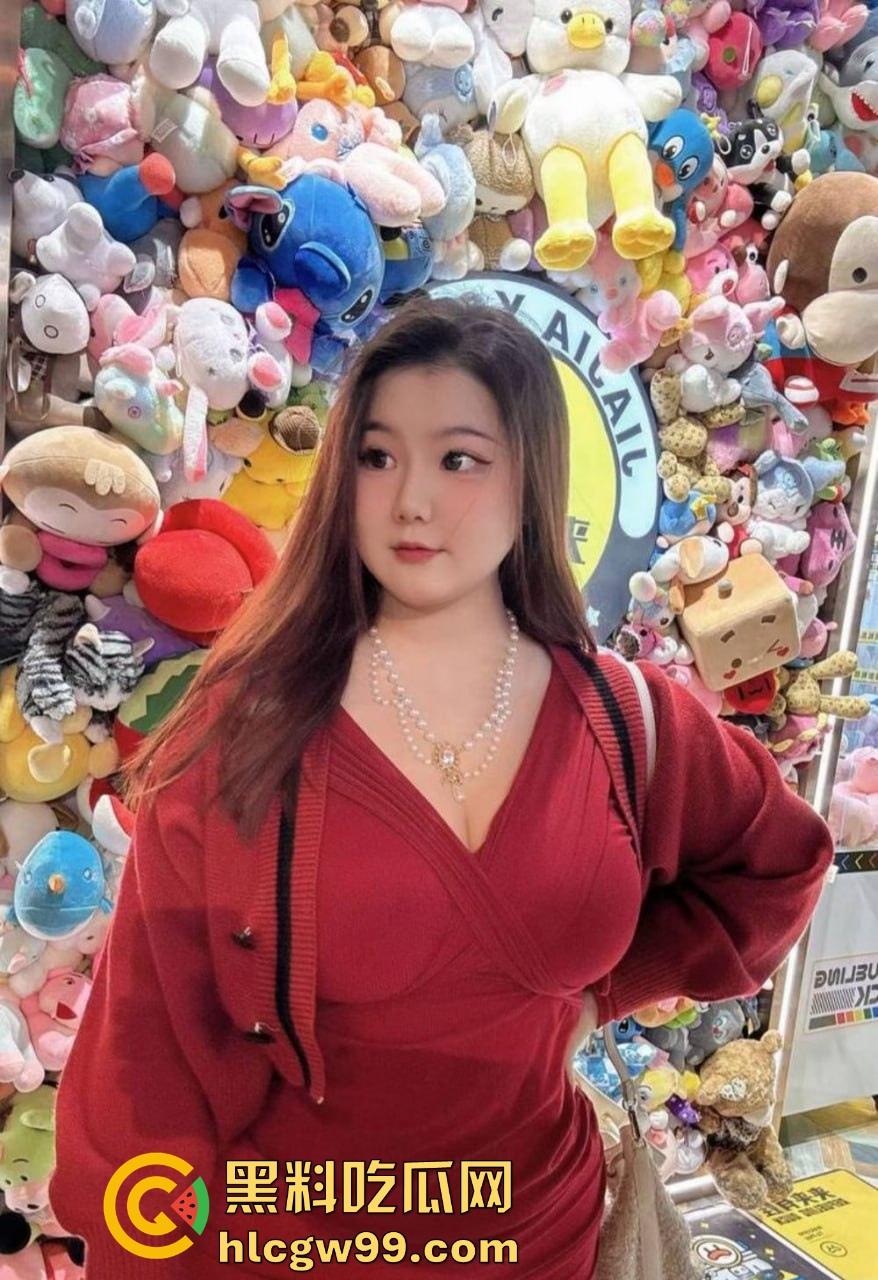 抖音快手网红【糕糕学姐】真名任静怡,出名后被扒早期网黄黑料,曾当外围陪玩,现在摇身一变当老板?-9