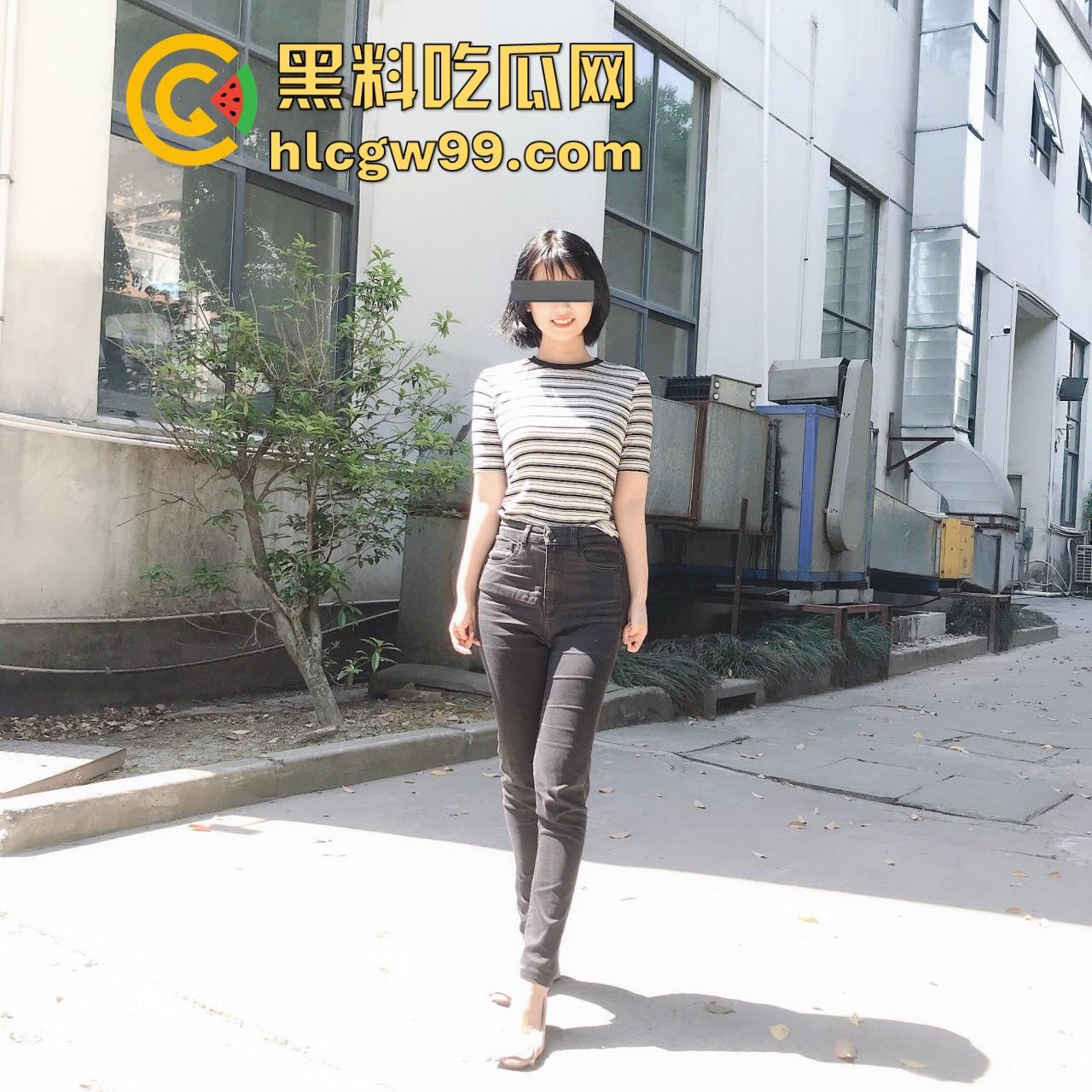 云盘高质露脸泄密！青岛某公司高管【吴美霞】露脸性爱自拍曝光，清爽干练短发美女，骑乘反差很有撸点！-1