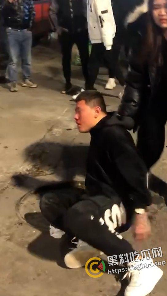 爷们要战斗！精神小伙战斗合集 飞踢 围殴 砍刀 古惑仔又都回来了-3