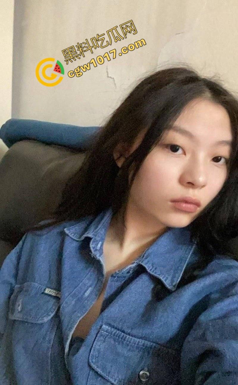 广东佛山E奶少女陈【晓涧性】爱视频流出:丰满乳峰被肆意揉捏,跳蛋震颤骚穴,菊花肛塞手铐紧缚,无套后入刺激十足!-2