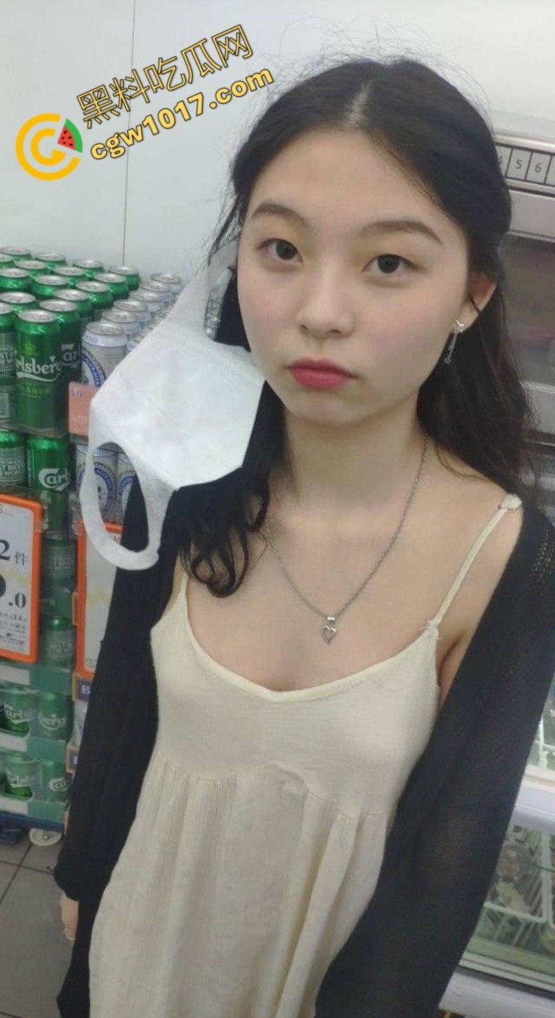 广东佛山E奶少女陈【晓涧性】爱视频流出:丰满乳峰被肆意揉捏,跳蛋震颤骚穴,菊花肛塞手铐紧缚,无套后入刺激十足!-6