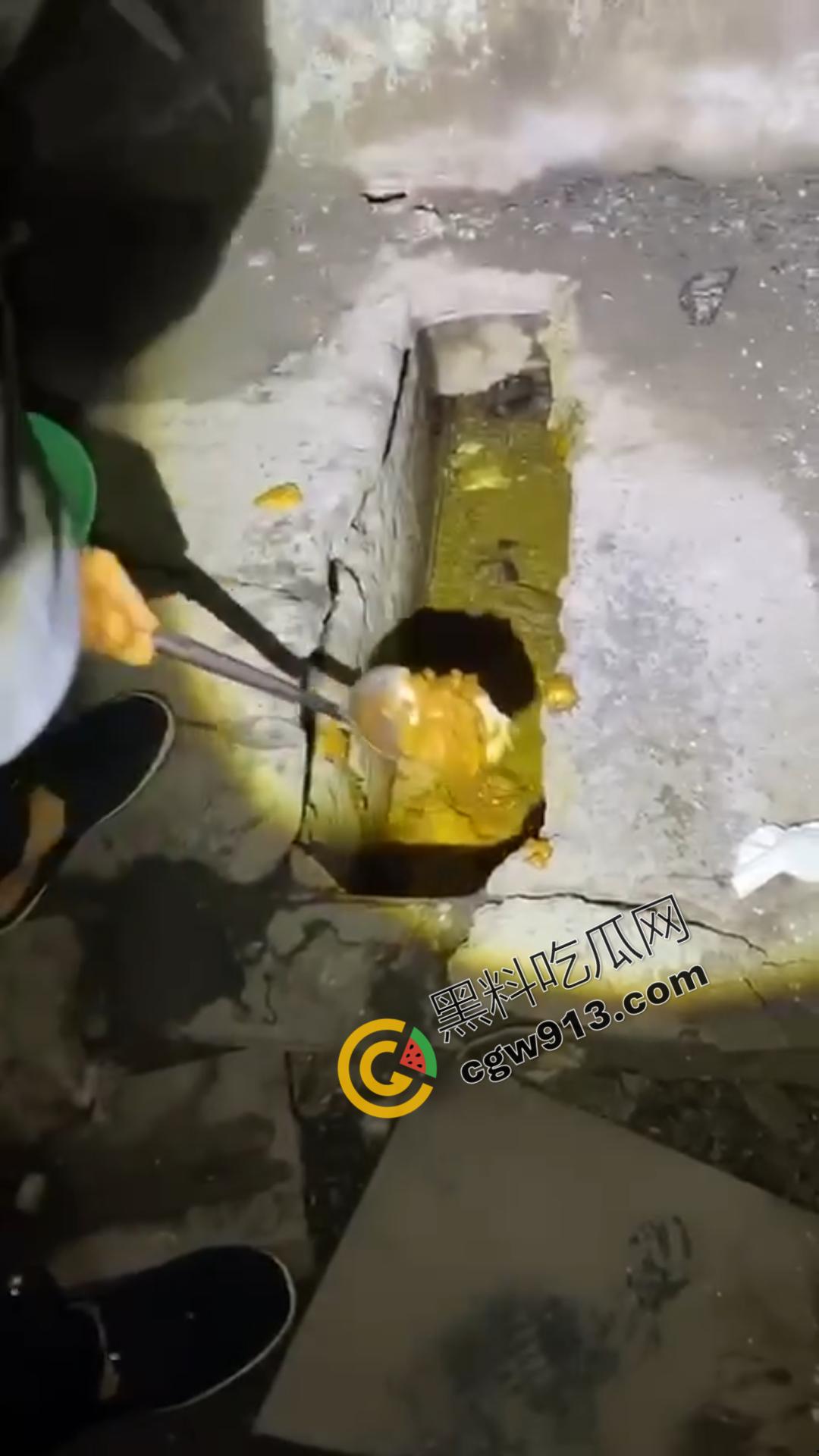 山西大同快手网红【安仁】吃屎直播：恶心至极，流量至上，恶心行为震惊万千网友-4